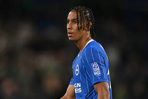 طلب حسام ودعوة لإتمام الإجراءات.. مصدر يكشف ليلا كورة تطورات ضم لاعب برايتون للمنتخب 26 أكتوبر 2026